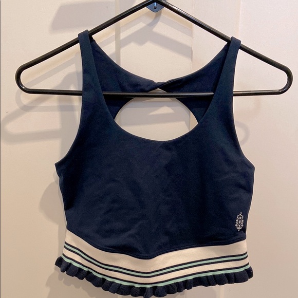 NWOT! Free People FP Movement Cropped Tank: Size Small - Picture 3 of 11